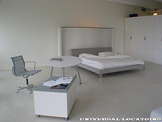 UNIVERSAL-6418-LA-24