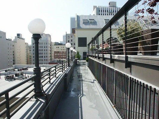 UNIVERSAL-C205-LA-102