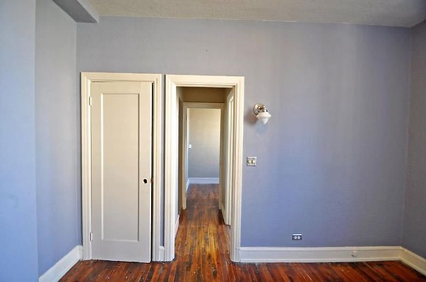 UNIVERSAL-A479-LA-87