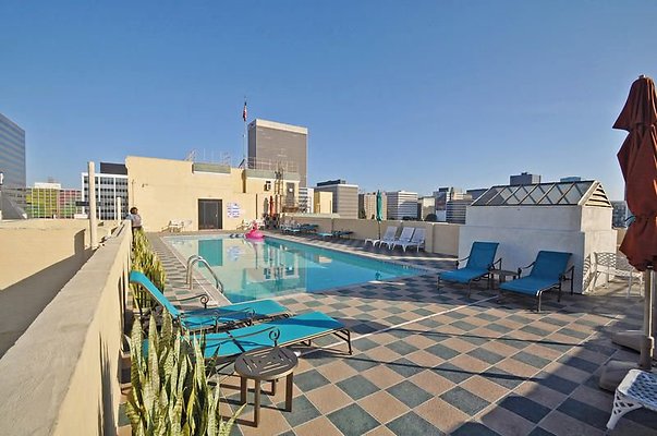 UNIVERSAL-A479-LA-104