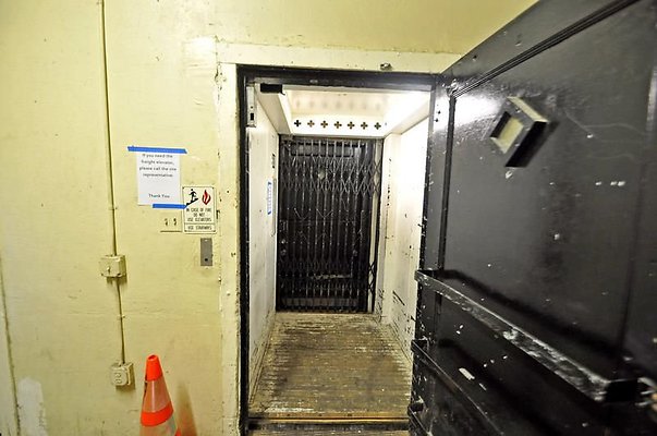 UNIVERSAL-A479-LA-210