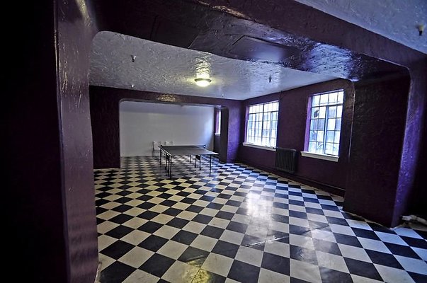 UNIVERSAL-A479-LA-182