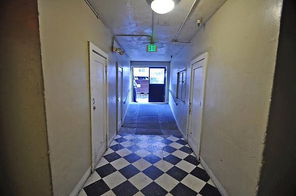 UNIVERSAL-A479-LA-201