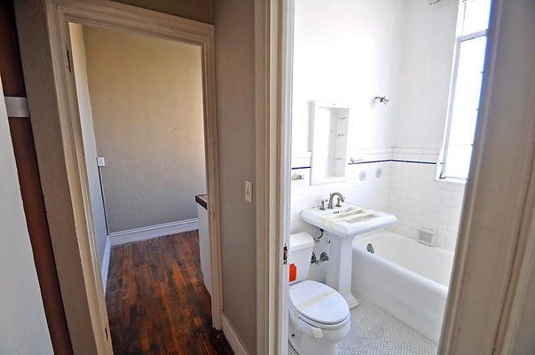 UNIVERSAL-A479-LA-88