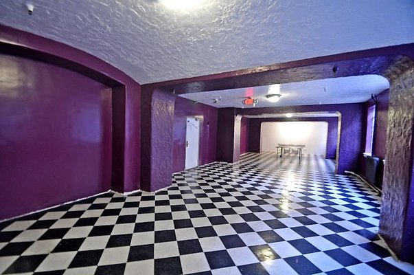 UNIVERSAL-A479-LA-196