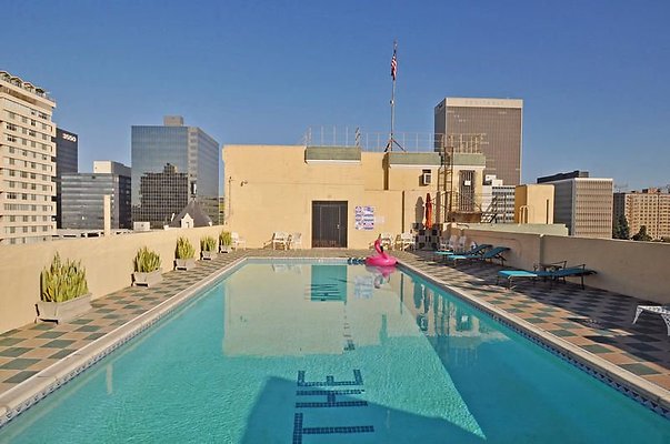 UNIVERSAL-A479-LA-112