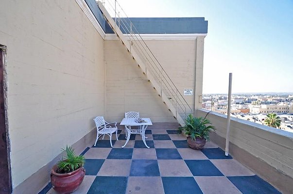 UNIVERSAL-A479-LA-127