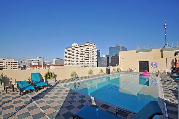 UNIVERSAL-A479-LA-107