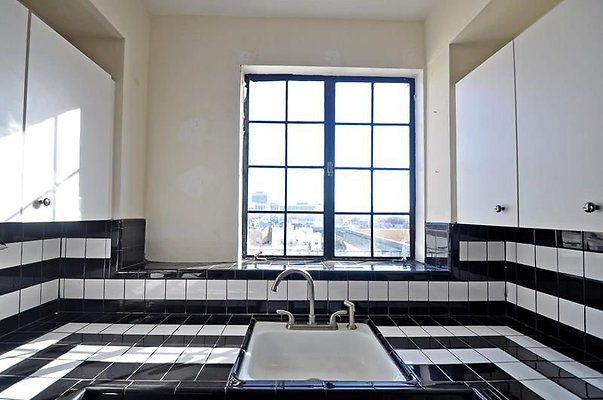 UNIVERSAL-A479-LA-34