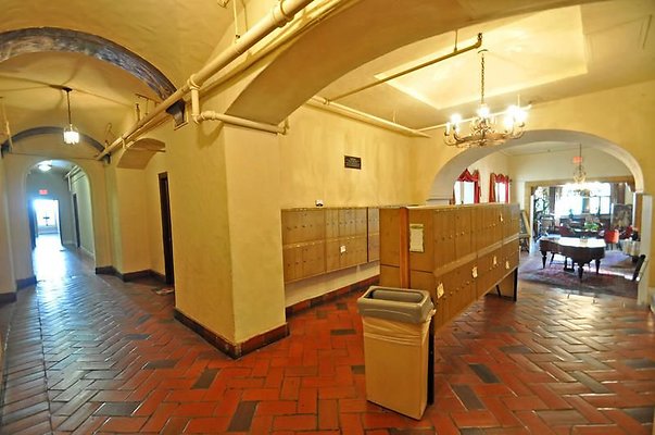 UNIVERSAL-A479-LA-164