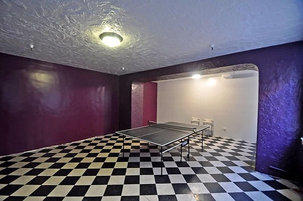 UNIVERSAL-A479-LA-184