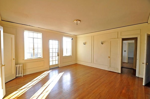 UNIVERSAL-A479-LA-43