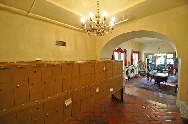 UNIVERSAL-A479-LA-165