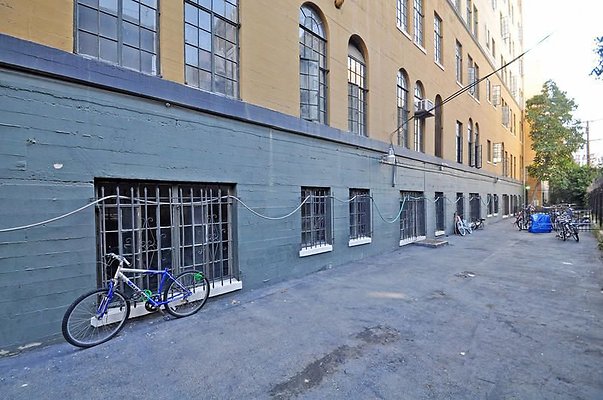 UNIVERSAL-A479-LA-205