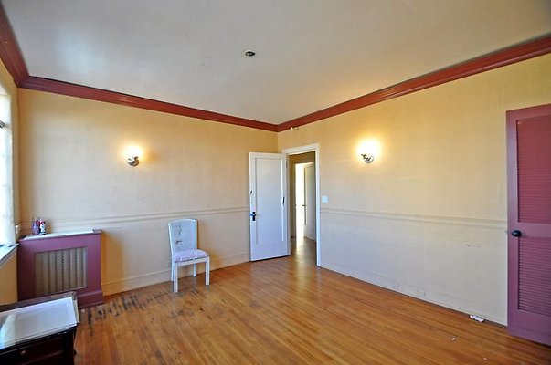 UNIVERSAL-A479-LA-76