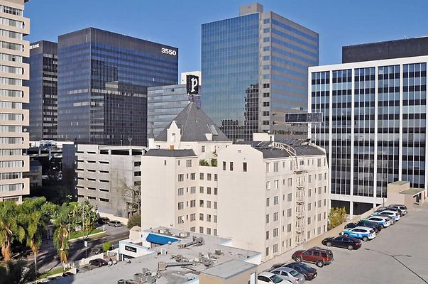 UNIVERSAL-A479-LA-136