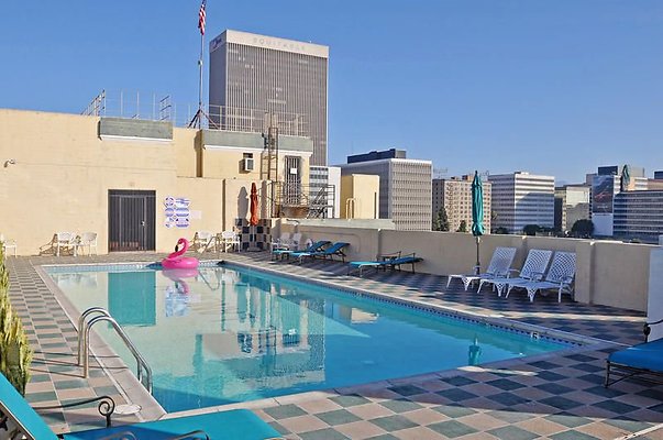 UNIVERSAL-A479-LA-105