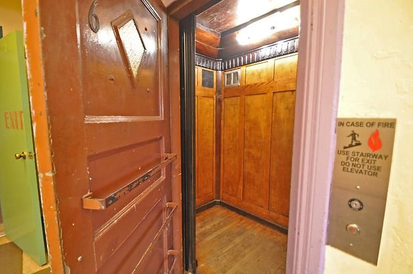 UNIVERSAL-A483-LA-25