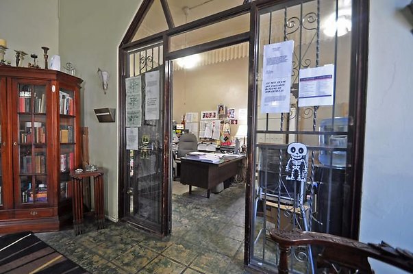 UNIVERSAL-A483-LA-11