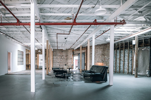 UNIVERSAL-A147-LA-19