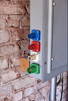 UNIVERSAL-A147-LA-42