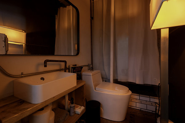 UNIVERSAL-A147-LA-32