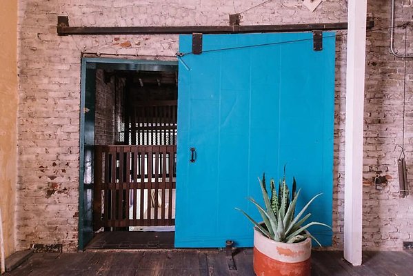 UNIVERSAL-A147-LA-13