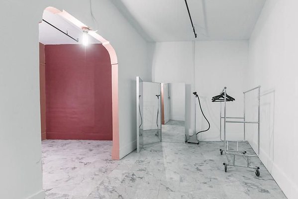 UNIVERSAL-A147-LA-16