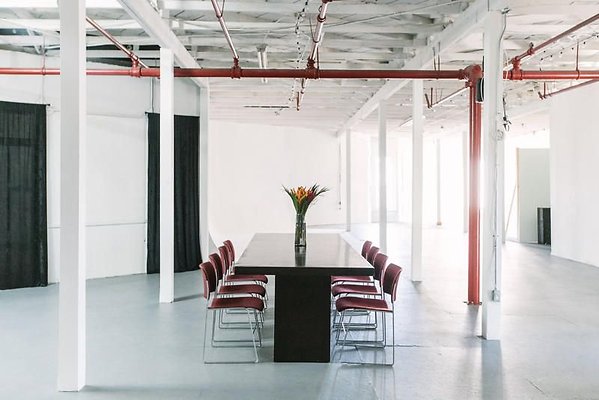 UNIVERSAL-A147-LA-17