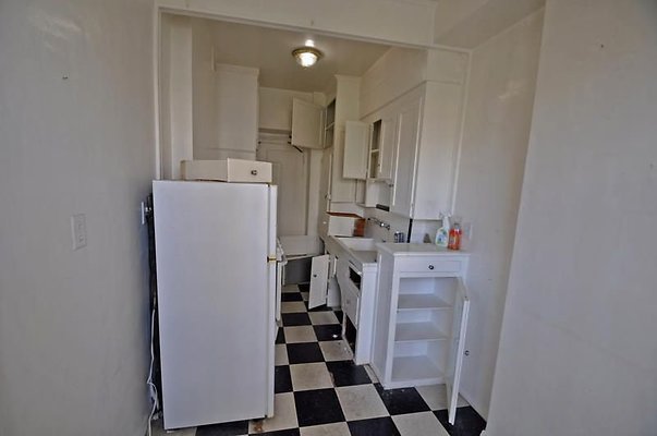 UNIVERSAL-A484-LA-72