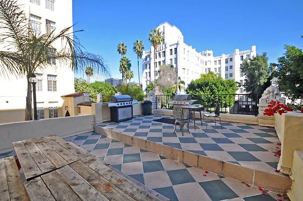 UNIVERSAL-A484-LA-17