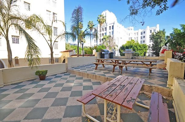 UNIVERSAL-A484-LA-16