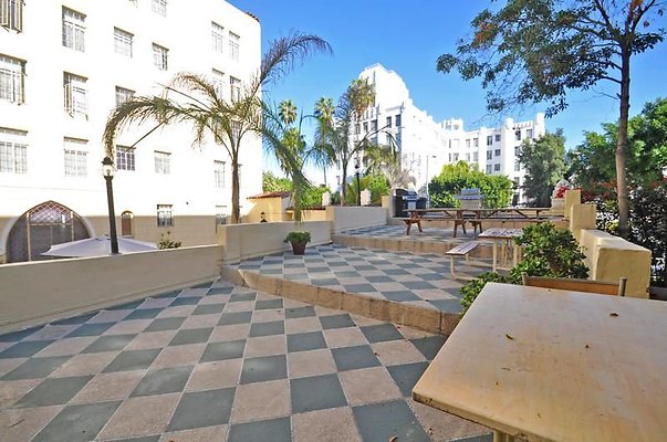 UNIVERSAL-A484-LA-15