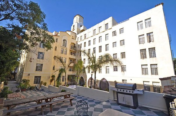 UNIVERSAL-A484-LA-18