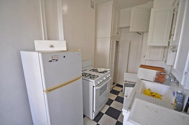 UNIVERSAL-A484-LA-74