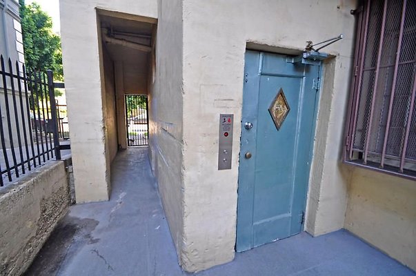 UNIVERSAL-A484-LA-98