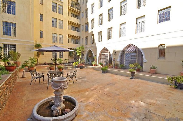 UNIVERSAL-A484-LA-10