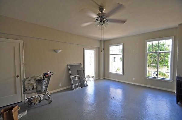 UNIVERSAL-A484-LA-37