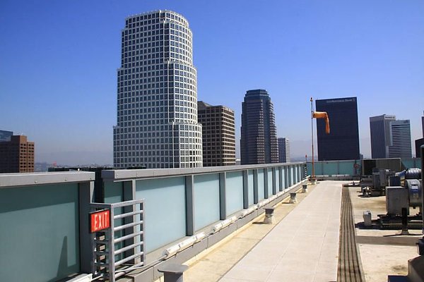 UNIVERSAL-9081-LA-40