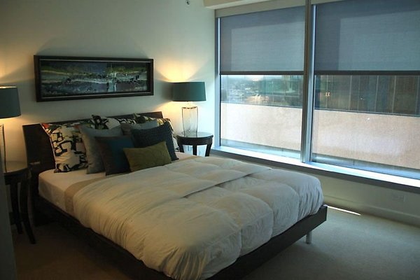 UNIVERSAL-9081-LA-12