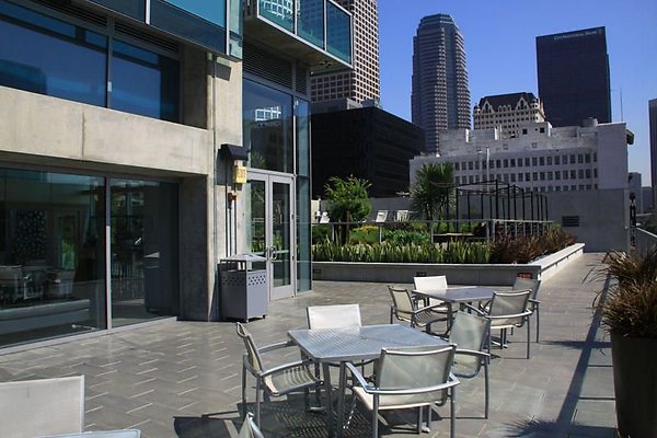 UNIVERSAL-9081-LA-77