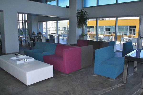 UNIVERSAL-9081-LA-120