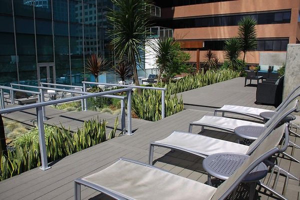 UNIVERSAL-9081-LA-86