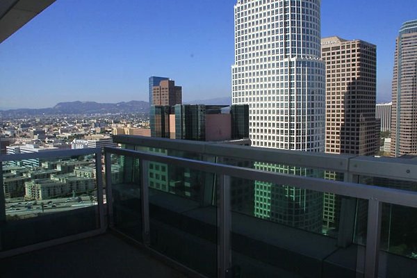 UNIVERSAL-9081-LA-24