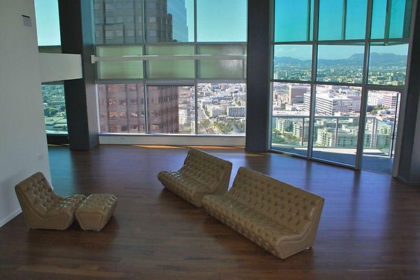 UNIVERSAL-9081-LA-27