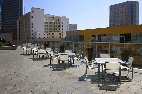 UNIVERSAL-9081-LA-76