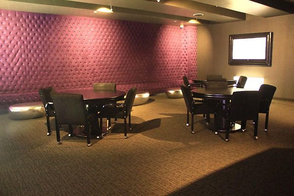 UNIVERSAL-9081-LA-101