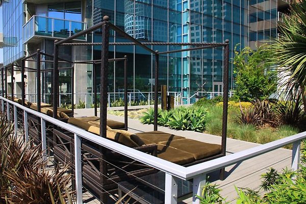 UNIVERSAL-9081-LA-81