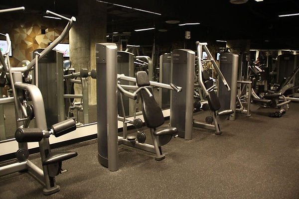 UNIVERSAL-9081-LA-110