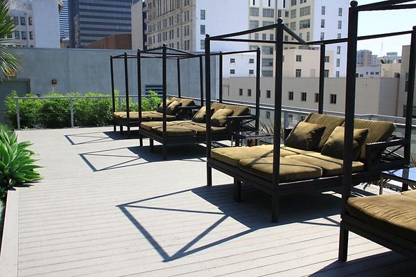 UNIVERSAL-9081-LA-84